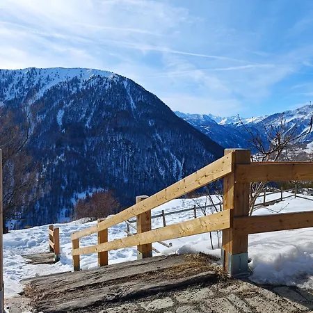 Hostdomus - Castle *