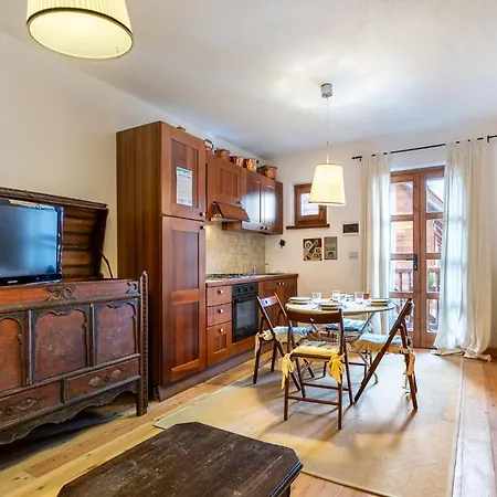 Appartement Hostdomus - Castle