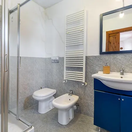 Appartement Hostdomus - Castle Besse-Basso
