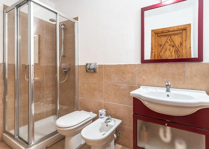 Hostdomus - Castle 아파트 Besse-Basso