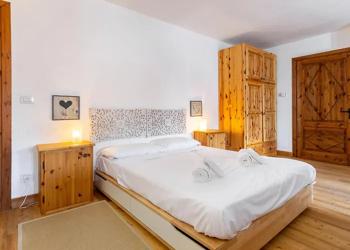 아파트 Hostdomus - Castle Besse-Basso