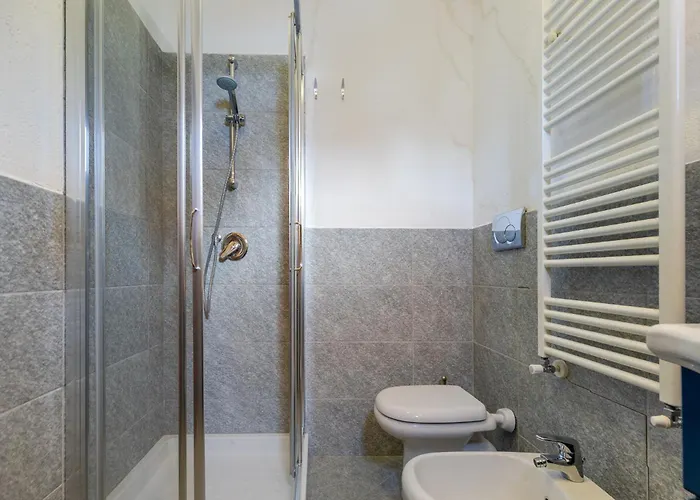 Hostdomus - Castle Besse-Basso